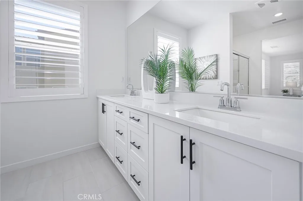 4058 Spring Haven Lane, Corona, California 92883 home-pic-17